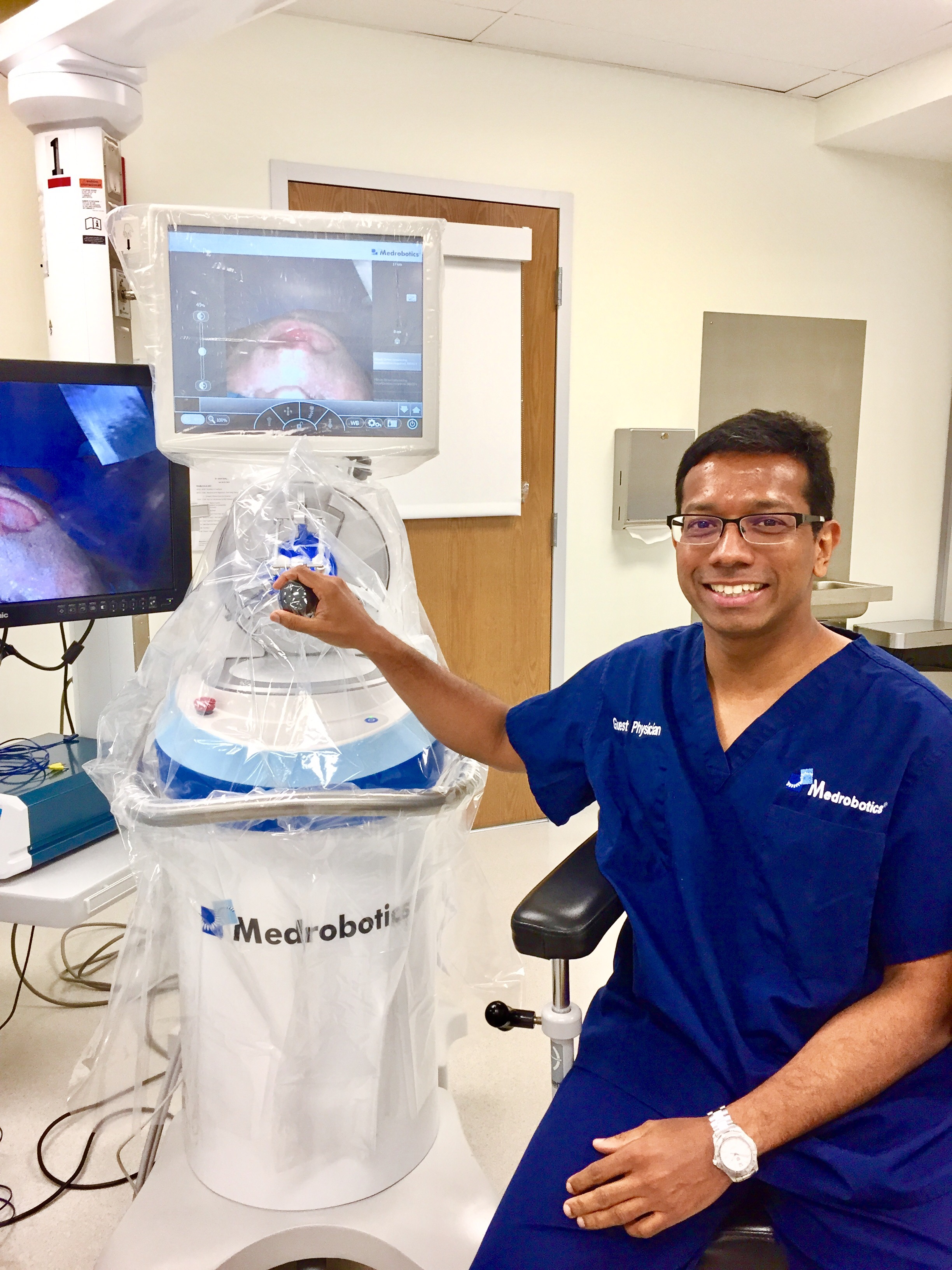 Flexible Robotics allows for better throat surgery | Dr Jeeve ENT